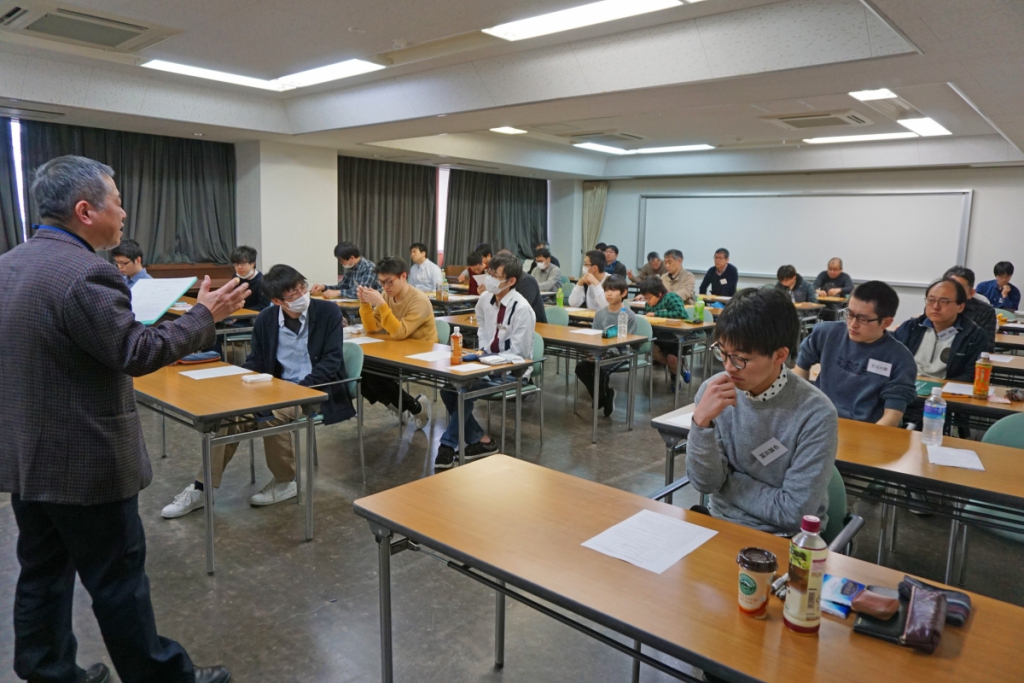 緊迫感の中で生まれるドラマ〜詰将棋解答選手権に行ってきました〜 株式会社いつつ